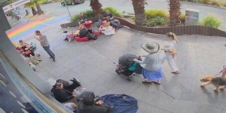 Peaceful_Passersby_PlusHomeless